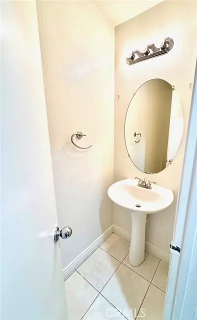 Tustin, CA 92780,14880 Honey CT