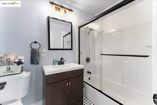 Oakland, CA 94603,2016 104th AVE