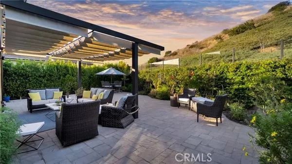 Irvine, CA 92602,343 Paradiso