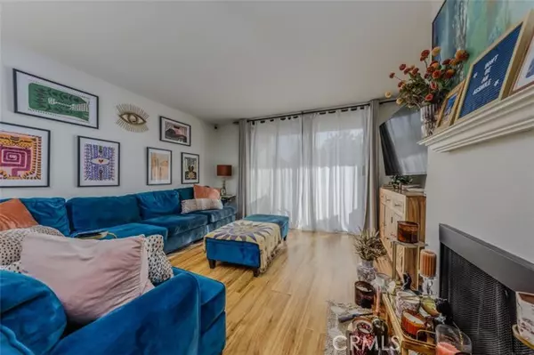 Long Beach, CA 90802,1237 E 6th ST 110