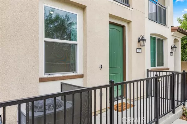 Covina, CA 91722,125 Dove Lndg