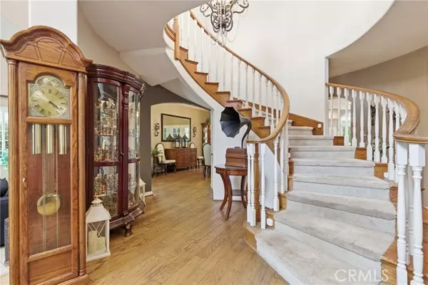 Chatsworth, CA 91311,10925 Willowbrae