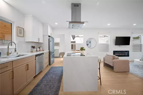 Los Angeles, CA 90019,1626 S Rimpau