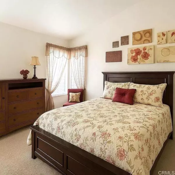 Escondido, CA 92026,525 W El Norte PKWY 216