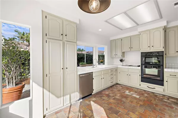 Dana Point, CA 92629,3 Saint Michael