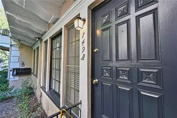 Beverly Hills, CA 90212,149 S Crescent DR B