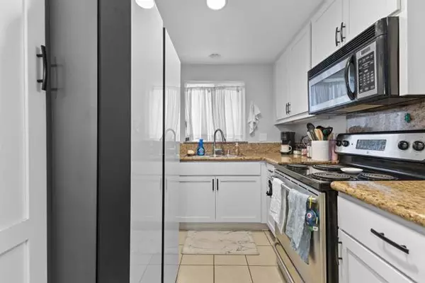 Escondido, CA 92027,495 San Pasqual Valley RD 144