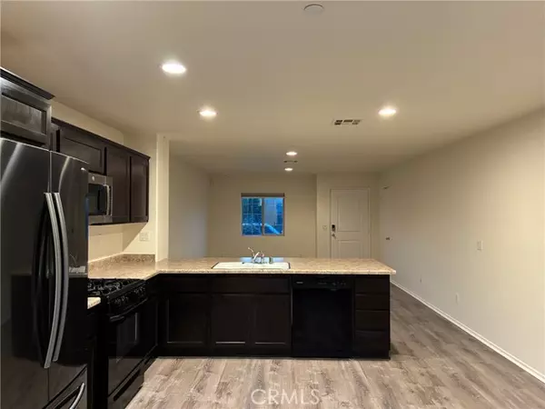 Fontana, CA 92336,7013 Bella Strada