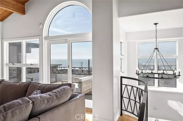 Manhattan Beach, CA 90266,4104 Highland