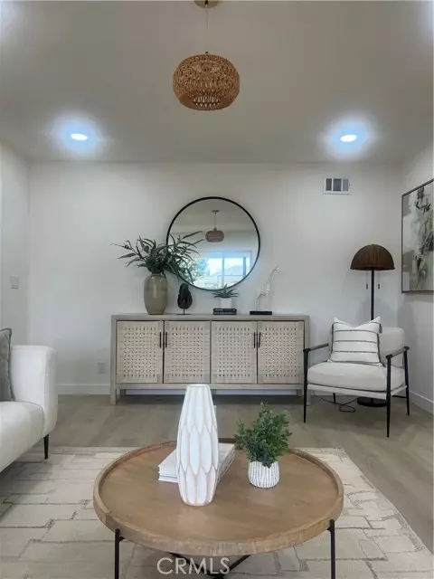 Whittier, CA 90601,5503 Mesagrove