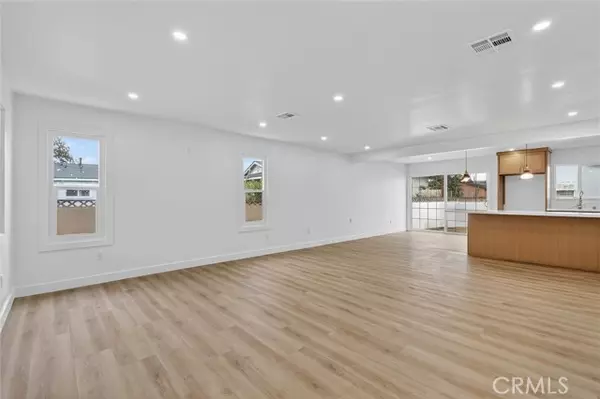 Carson, CA 90746,16214 Mckinley