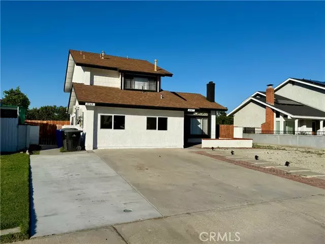 2767 Attenborough PL, Riverside, CA 92883