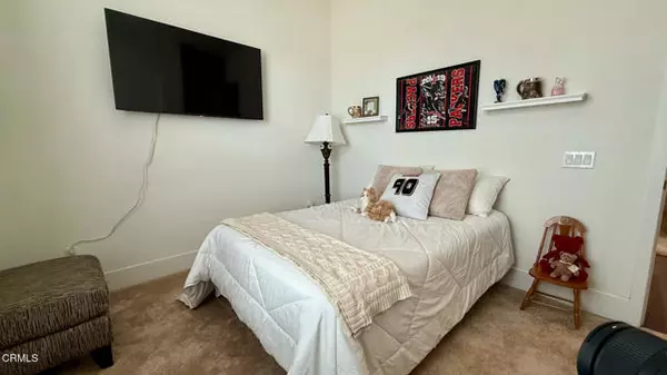 Santa Paula, CA 93060,425 Eureka DR