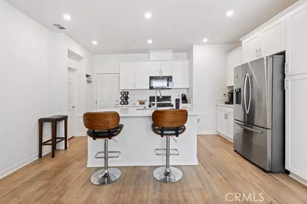 Rialto, CA 92376,975 W Clover