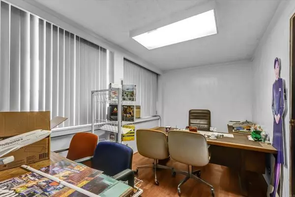 Los Angeles, CA 90057,226 S Rampart BLD