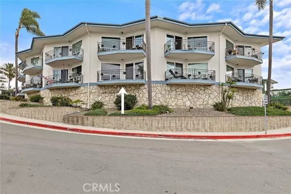 San Clemente, CA 92672,419 Monterey LN 4