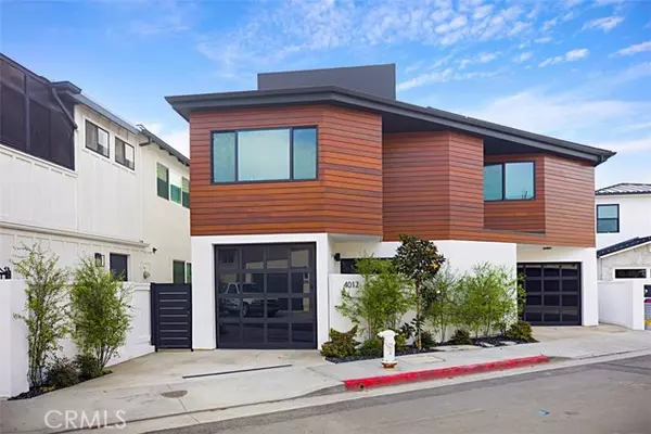 Newport Beach, CA 92663,4017 Channel PL A