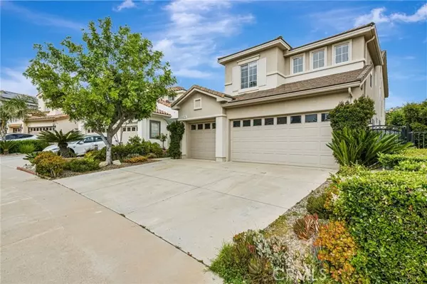 Porter Ranch, CA 91326,11771 Coorsgold LN