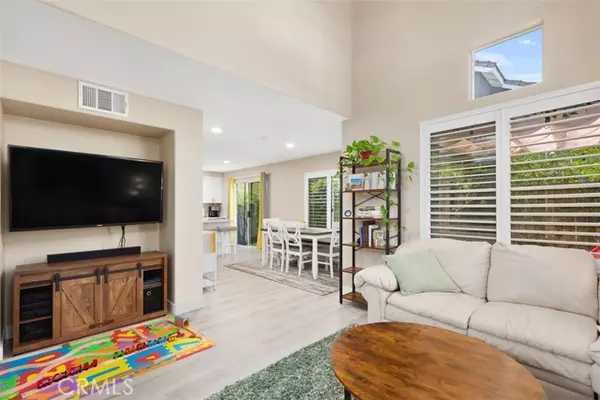 Aliso Viejo, CA 92656,2 Piccadilly CT