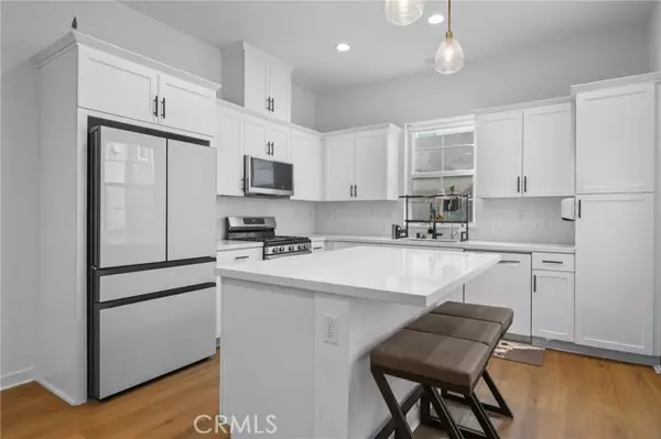 Ontario, CA 91762,2456 E Hyde Paseo