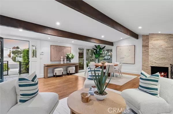 Corona Del Mar, CA 92625,301 Evening CYN