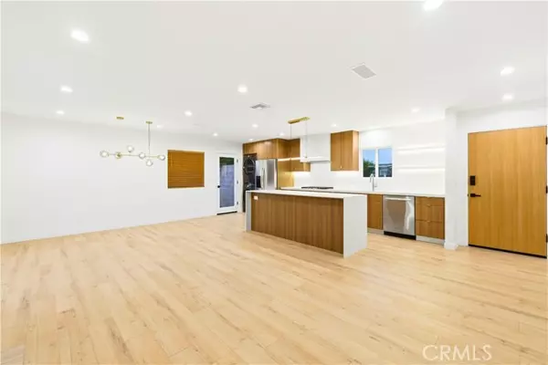 West Hills, CA 91304,7663 Sedan AVE