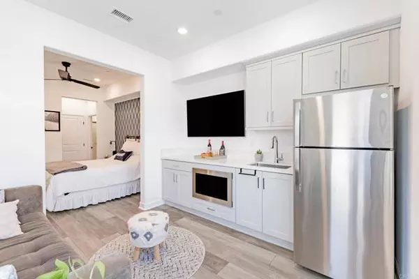 San Diego, CA 92126,10405 Galen WAY