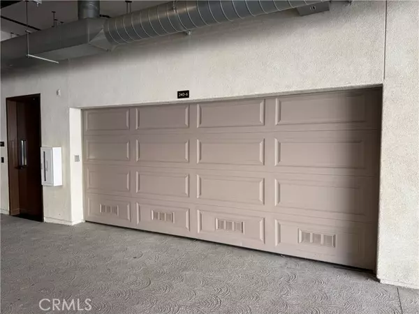 Brea, CA 92823,240 Buena Vida