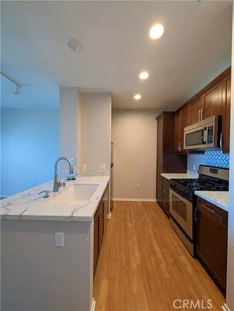 Irvine, CA 92612,1464 Scholarship