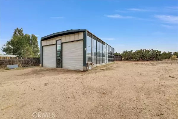 Phelan, CA 92371,5827 Cambria