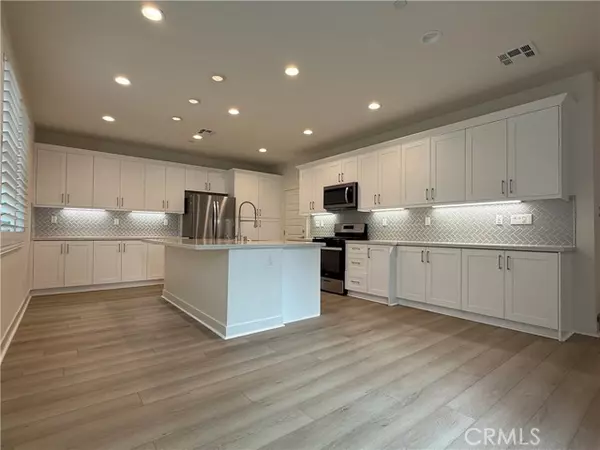 Ontario, CA 92130,4217 Heather Privado