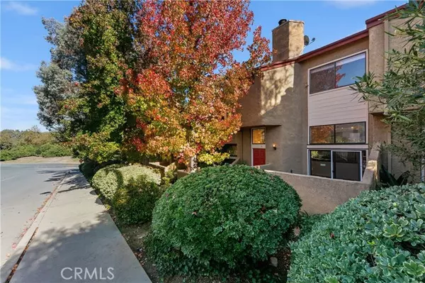 Agoura Hills, CA 91301,28156 Driver AVE 5