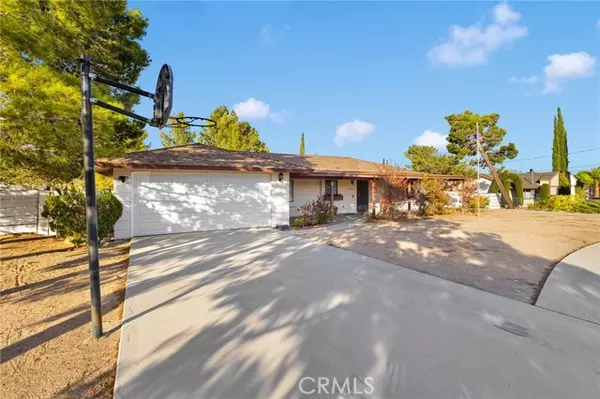 Hesperia, CA 92345,18442 Hinton