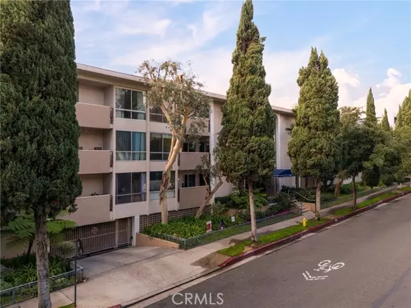 927 N Kings RD 118, West Hollywood, CA 90069