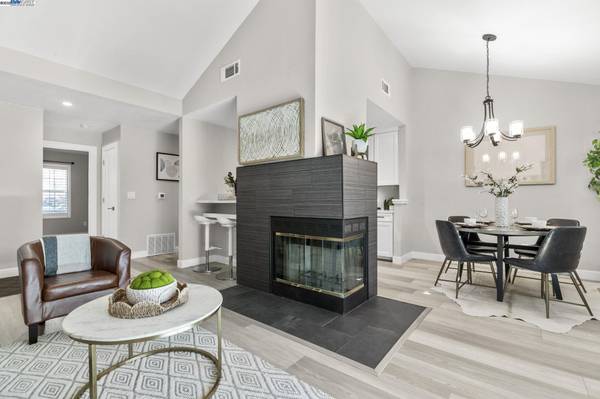 8170 Mountain View Dr F, Pleasanton, CA 94588