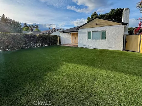 Woodland Hills, CA 91367,22539 Dolorosa ST