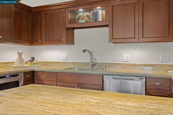 Walnut Creek, CA 94595,1129 AVENIDA SEVILLA 5B