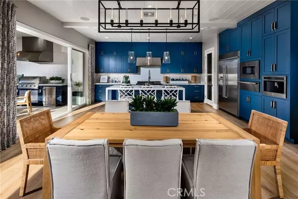 Lake Forest, CA 92630,120 Chapman