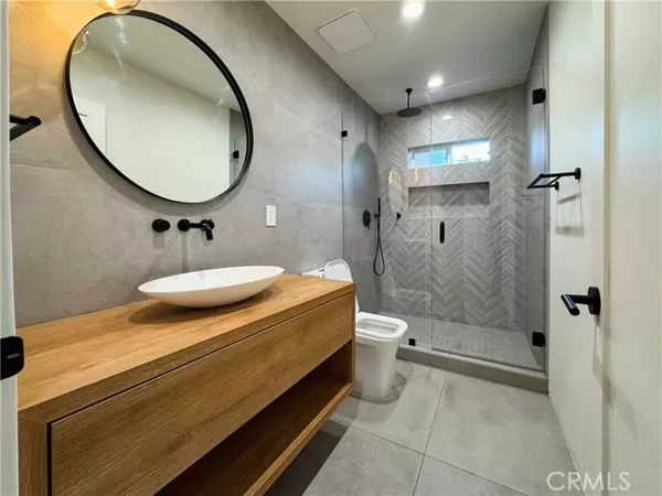 Woodland Hills, CA 91367,22539 Dolorosa ST