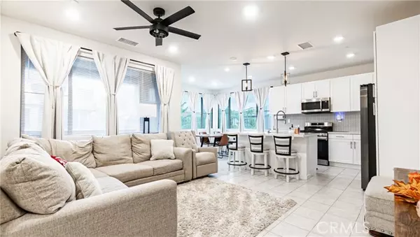 Ontario, CA 91761,3590 E Peckham Paseo 2