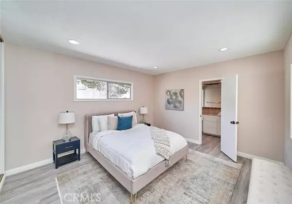 San Pedro, CA 90731,867 W 24th