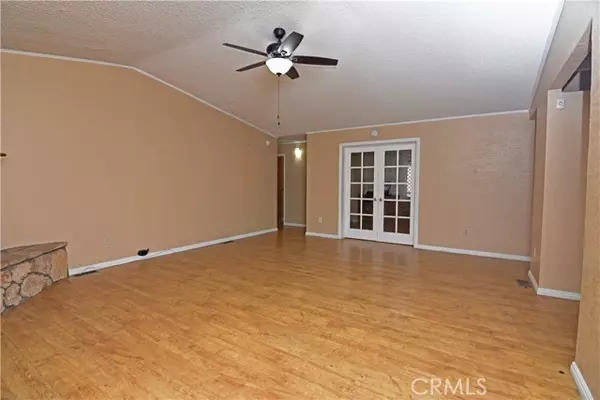 Hesperia, CA 92345,9161 Santa Fe Ave E 27