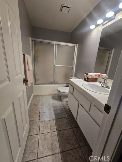 Lake Forest, CA 92630,21204 Camelia