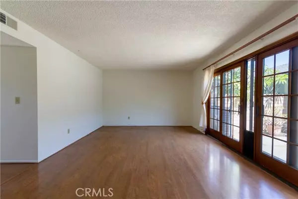 Buena Park, CA 90621,5588 Cajon AVE