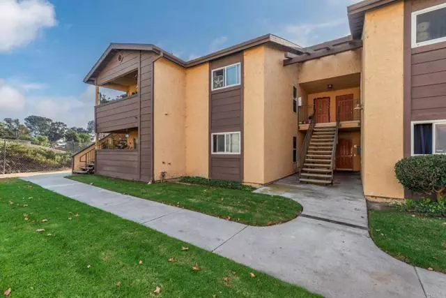 518 Calle Montecito 95, Oceanside, CA 92057