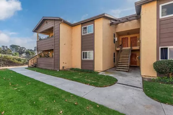 518 Calle Montecito 95, Oceanside, CA 92057