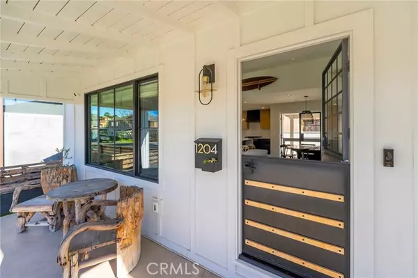 Huntington Beach, CA 92648,1204 Pecan