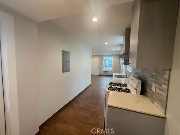 Los Angeles, CA 90011,1413 E 53rd