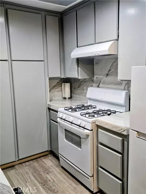 Cathedral City, CA 92234,31200 Landau BLD