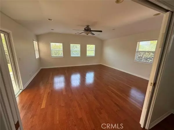 1207 Sycamore, Fullerton, CA 92831